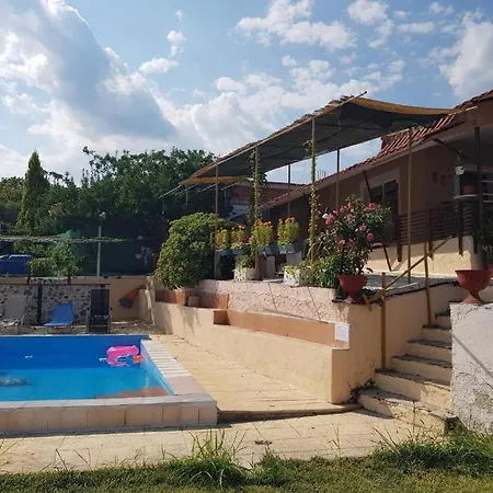 Nyaraló Farma Tsalta Olympus Larisa Pyrgetós