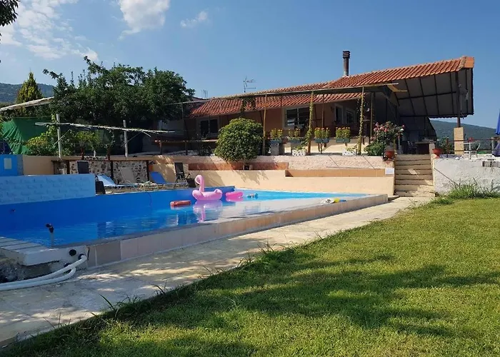 Vakantiehuis Farma Tsalta Olympus Larisa *